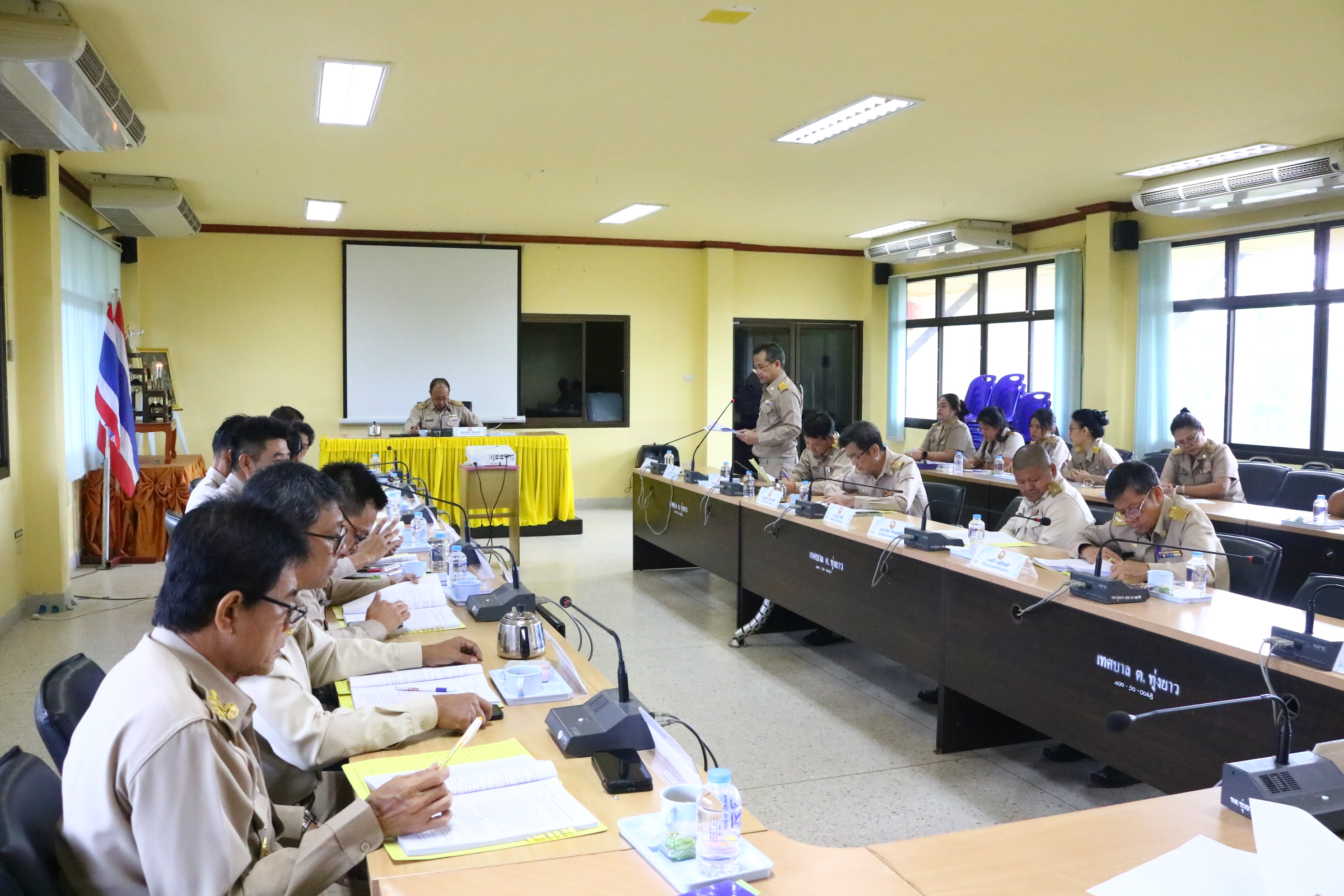 ประชุมสภาเทศบาลตำบลทุ่งยาว สมัยสามัญ สมัยที่ 4 ประจำปี พ.ศ. 2567